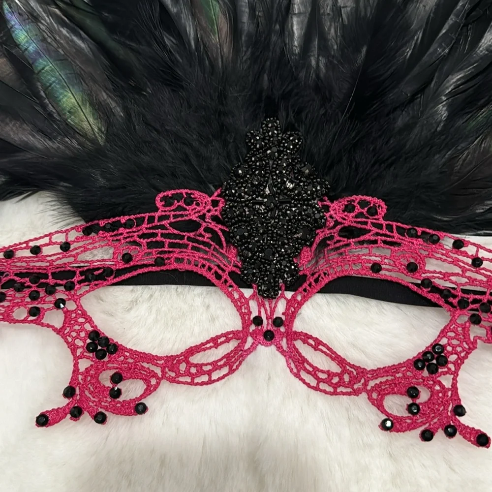 N/A masquerade feather